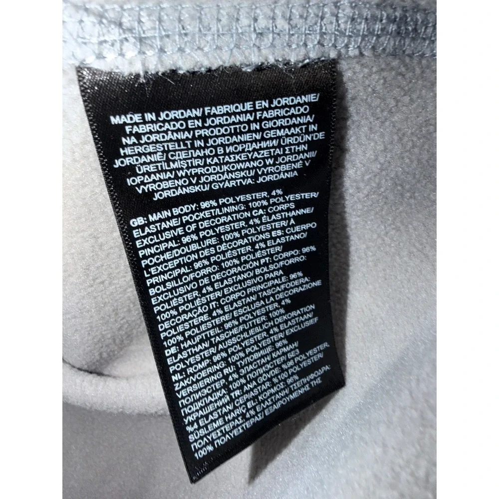 The North Face Men's L Gray Raglan 1/2 Zip Fleece Pullover Chest Pocket NWOT